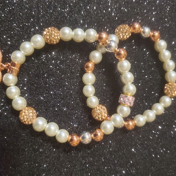 BEAUTIFUL MOM BEADED CREAM & ROSE GOLD DOUBLE BRACELETS SET. - Picture 13 of 15